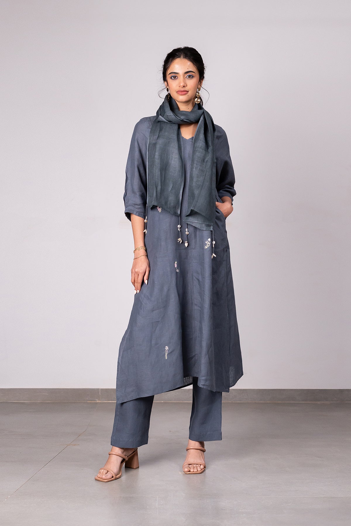 Linen Stole β Charcoal Grey