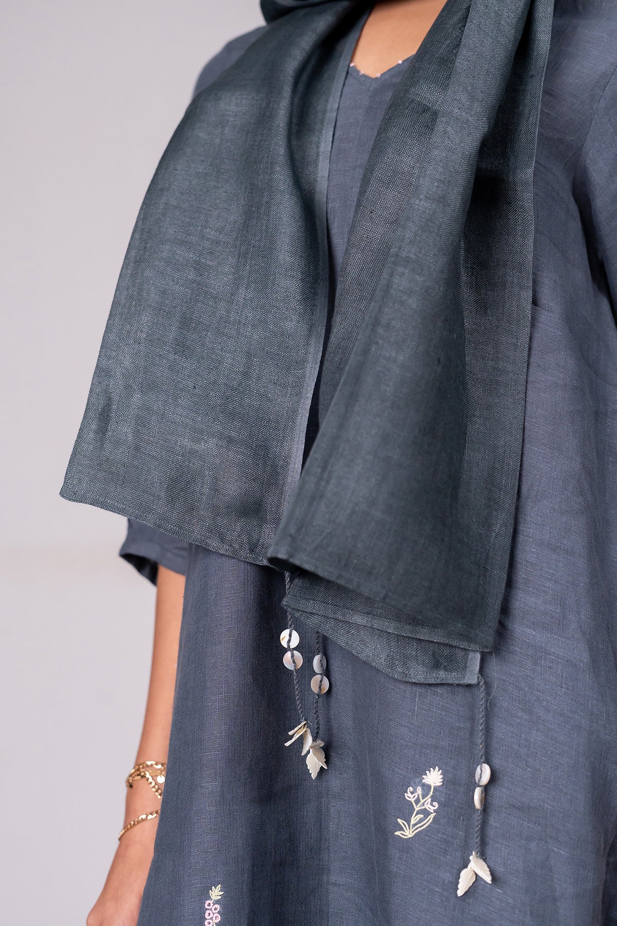 Linen Stole β Charcoal Grey