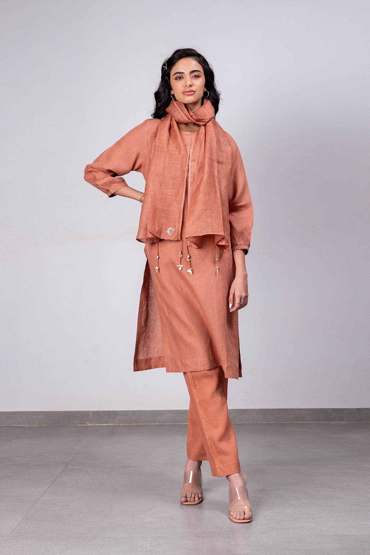 Linen Stole – Sand Brown