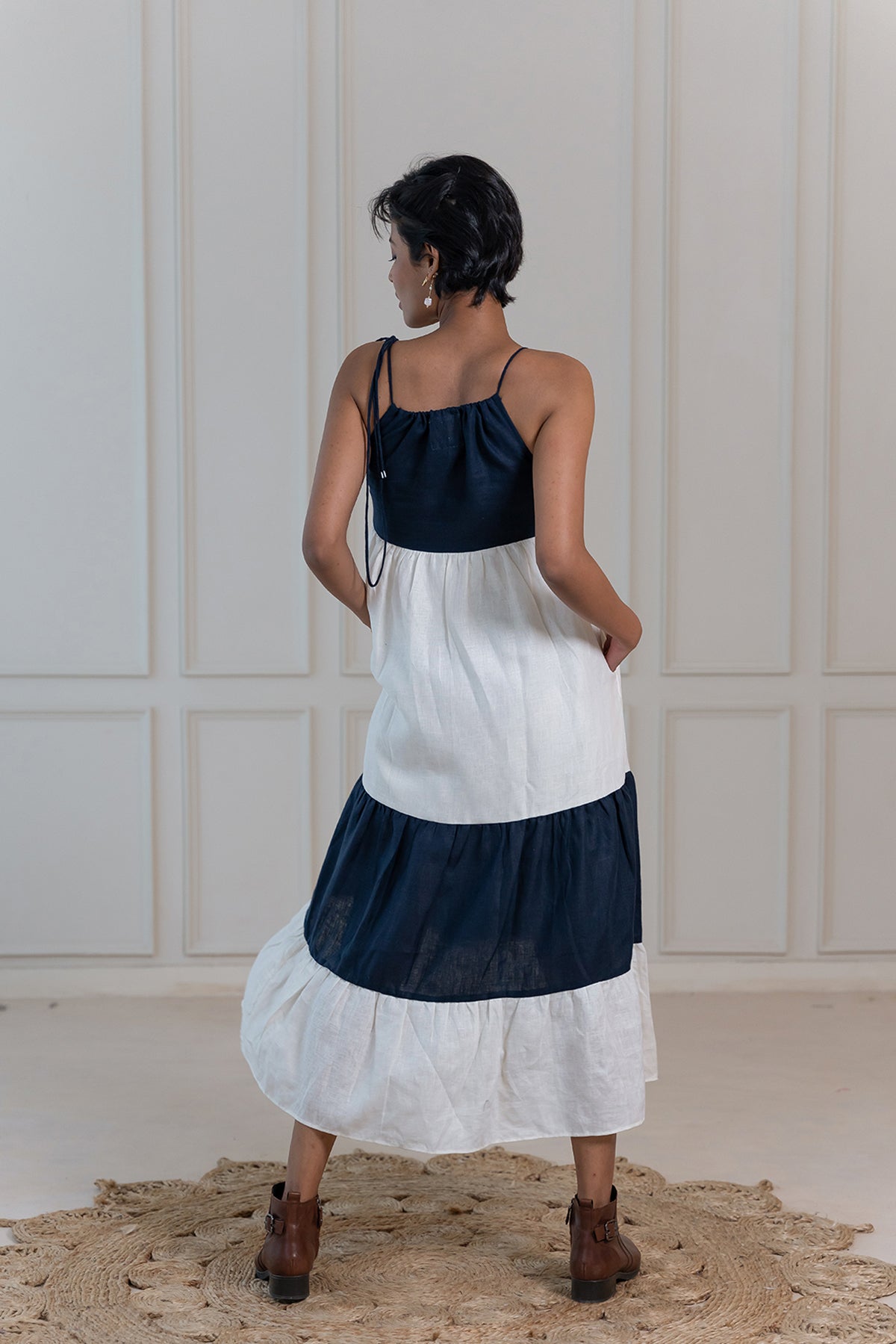 MARLOW LINEN DRESS - Blue and White