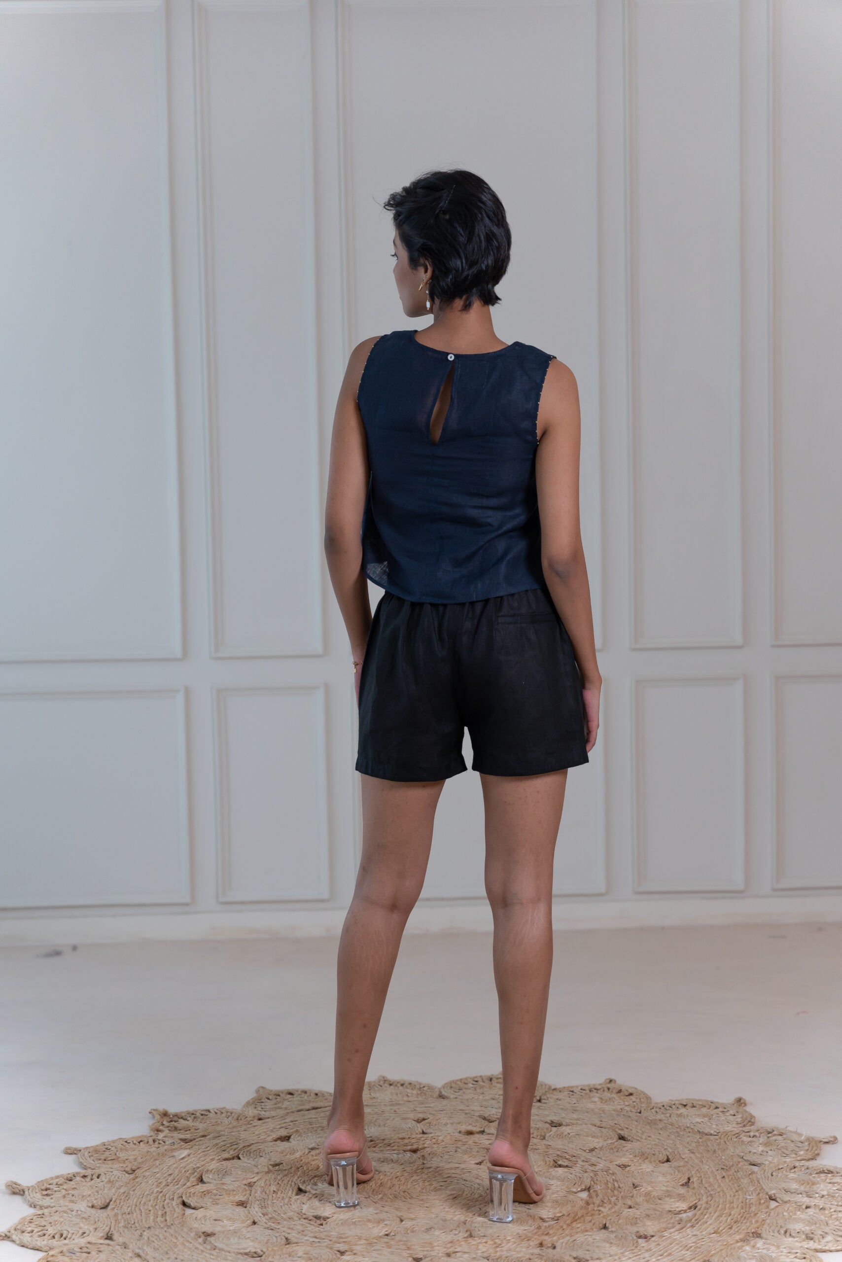 Linen Front Zipper Shorts- Black