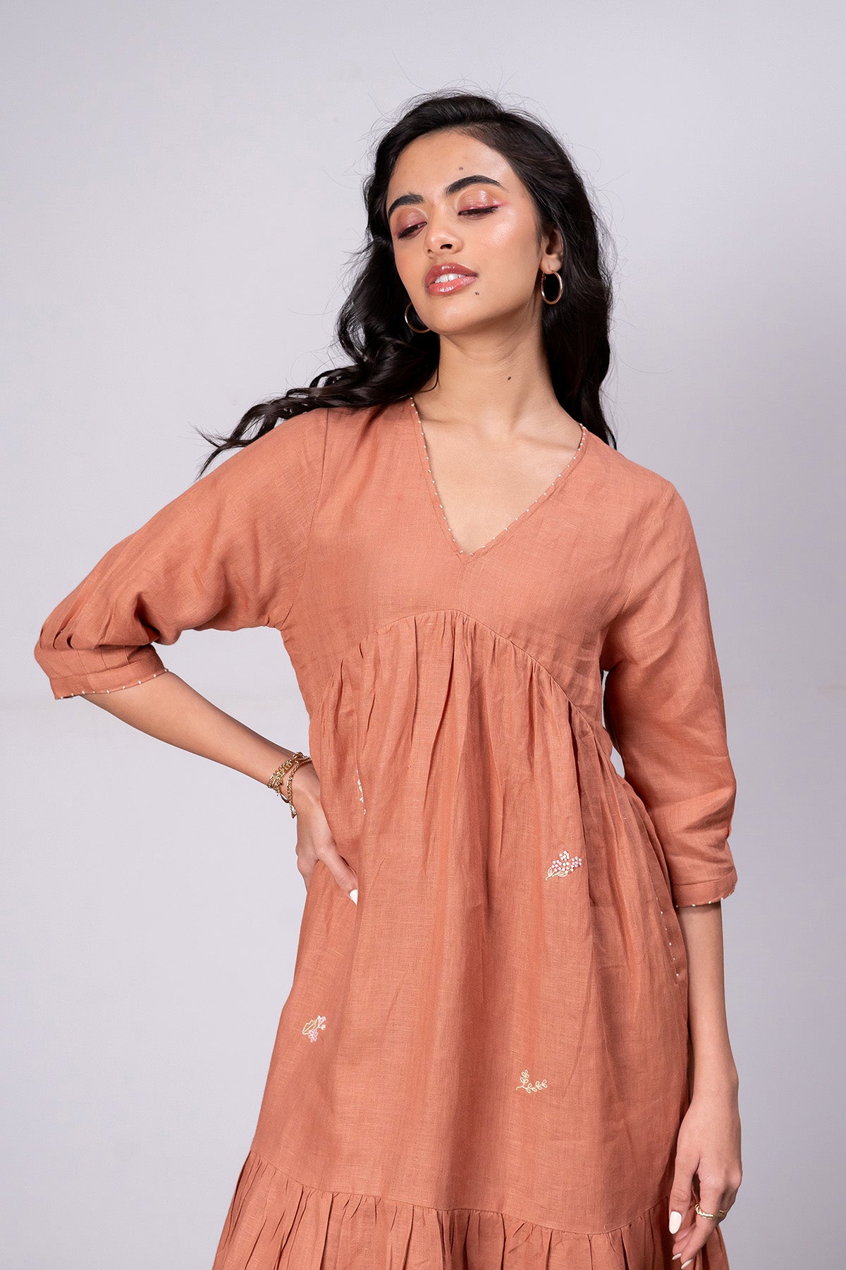 Meadow Linen Dress With Pockets – Sand Brown