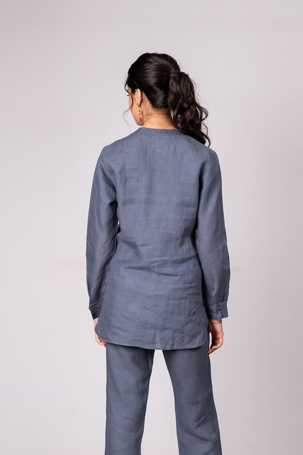 Pamela Linen Shirt With Patch Pocket – Charcoal Grey