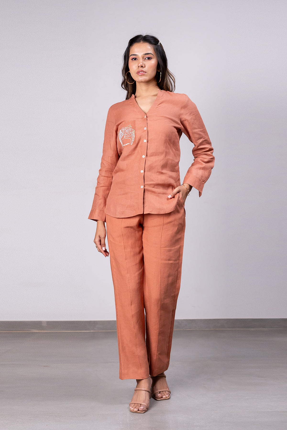Pamela Linen Shirt With Patch Pocket – Sand Brown