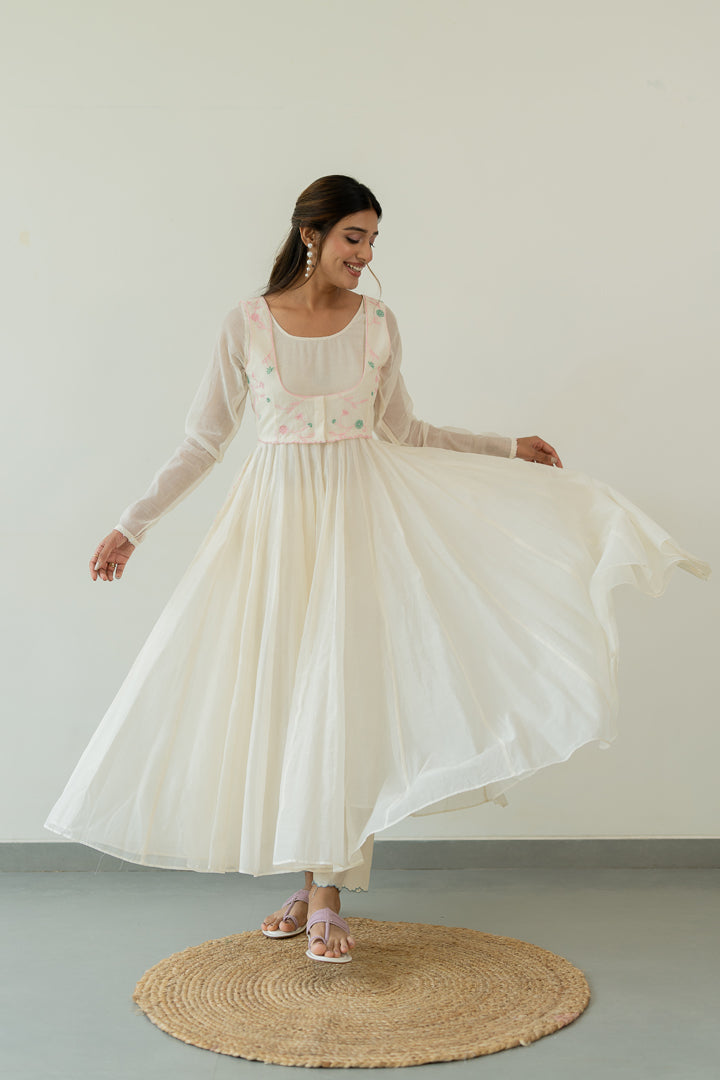 Pankhudi-Chanderi-Anarkali-Kurta-and-Pant-Set-Ivory-White-