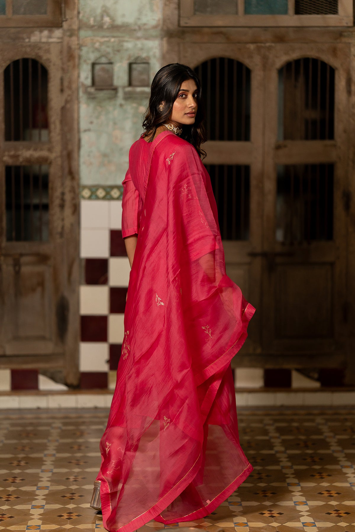 Phool Jali Silk Organza Dupatta - Pink