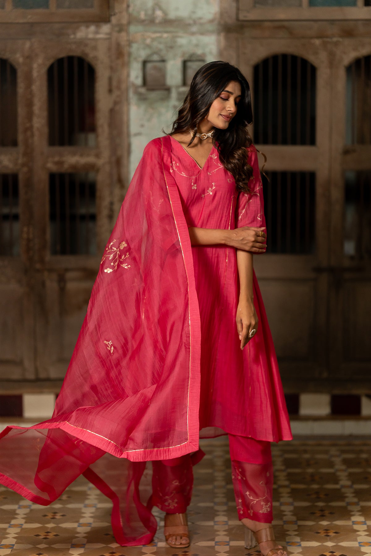 Phool Jali Silk Organza Dupatta - Pink