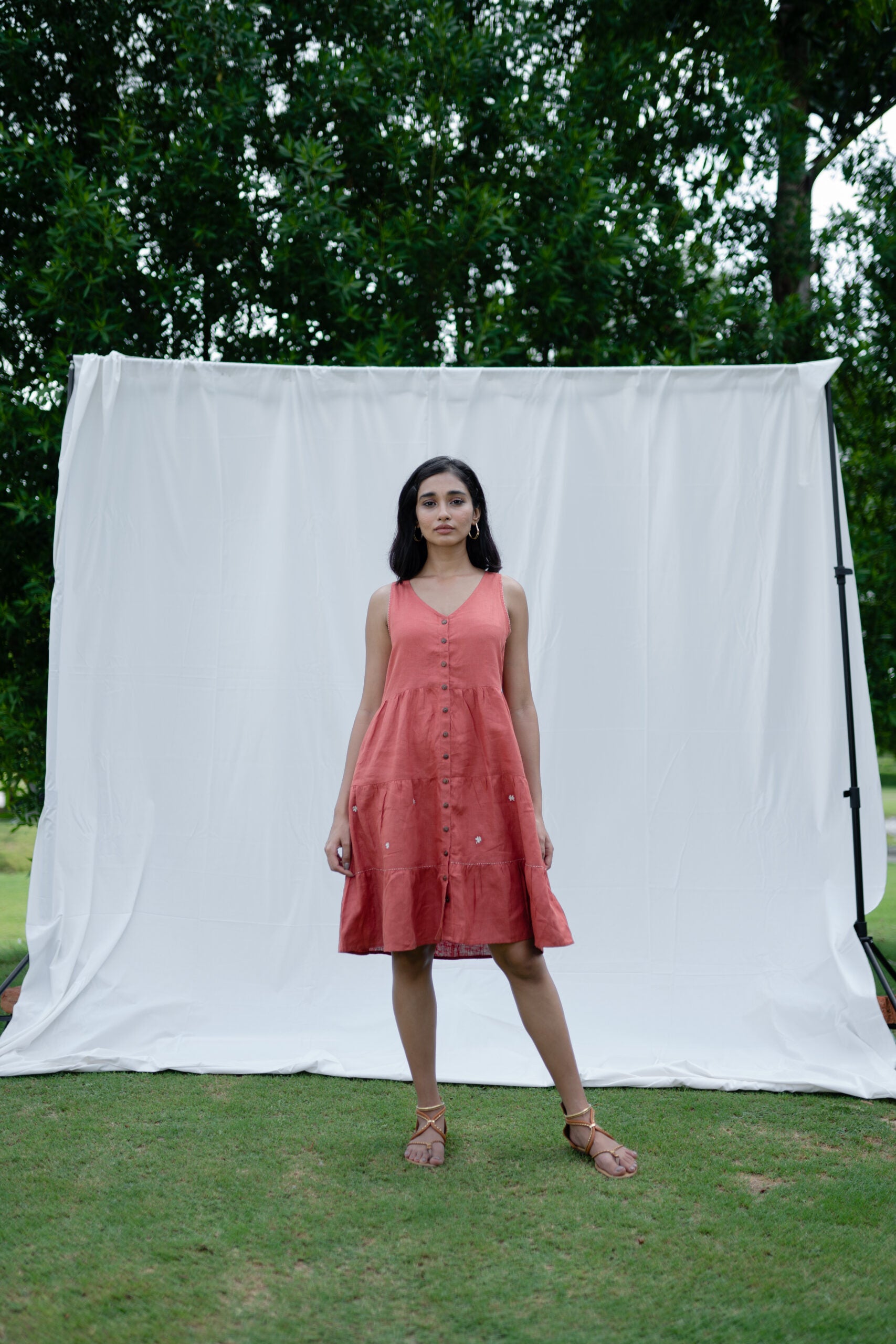 Linen sleeveless tier dress - Rust