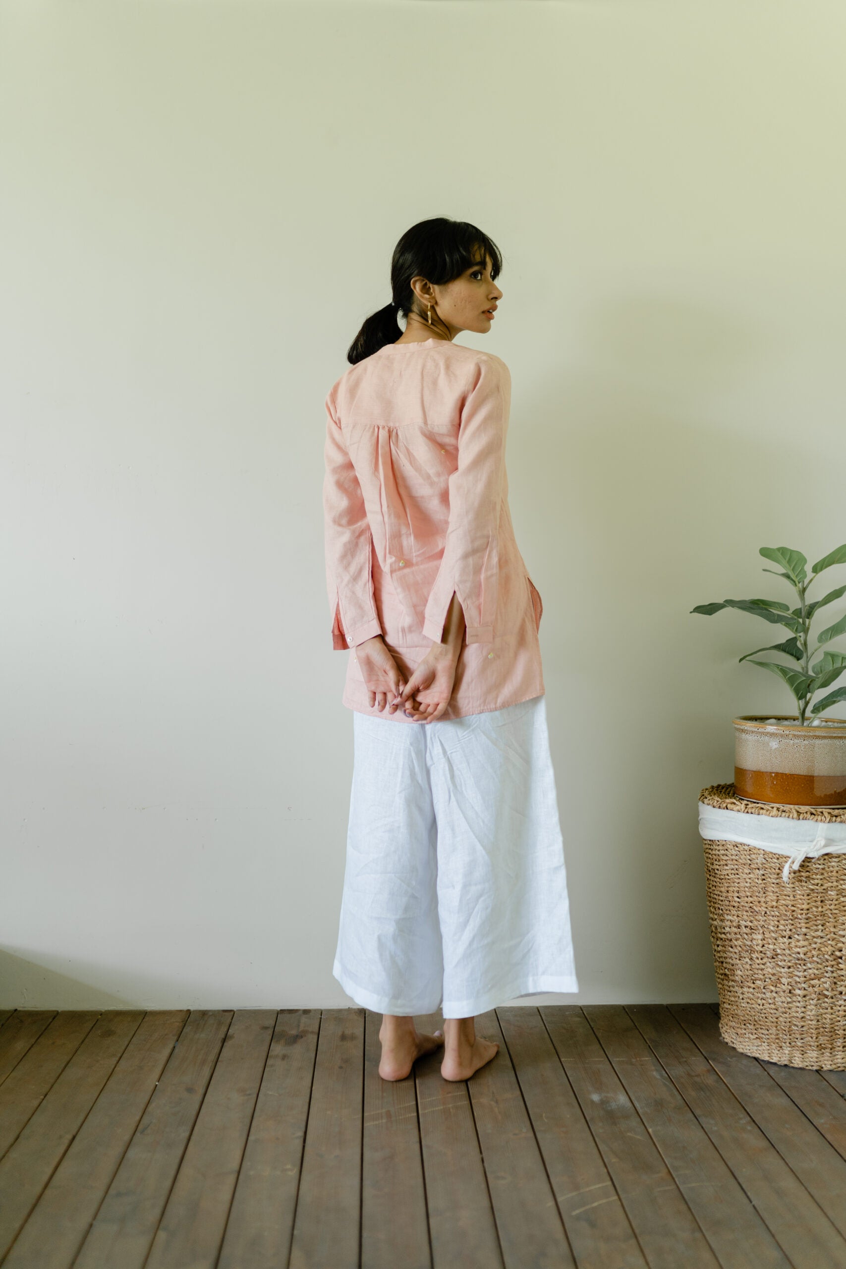 Stella Linen Half Placket Top - Light Pink