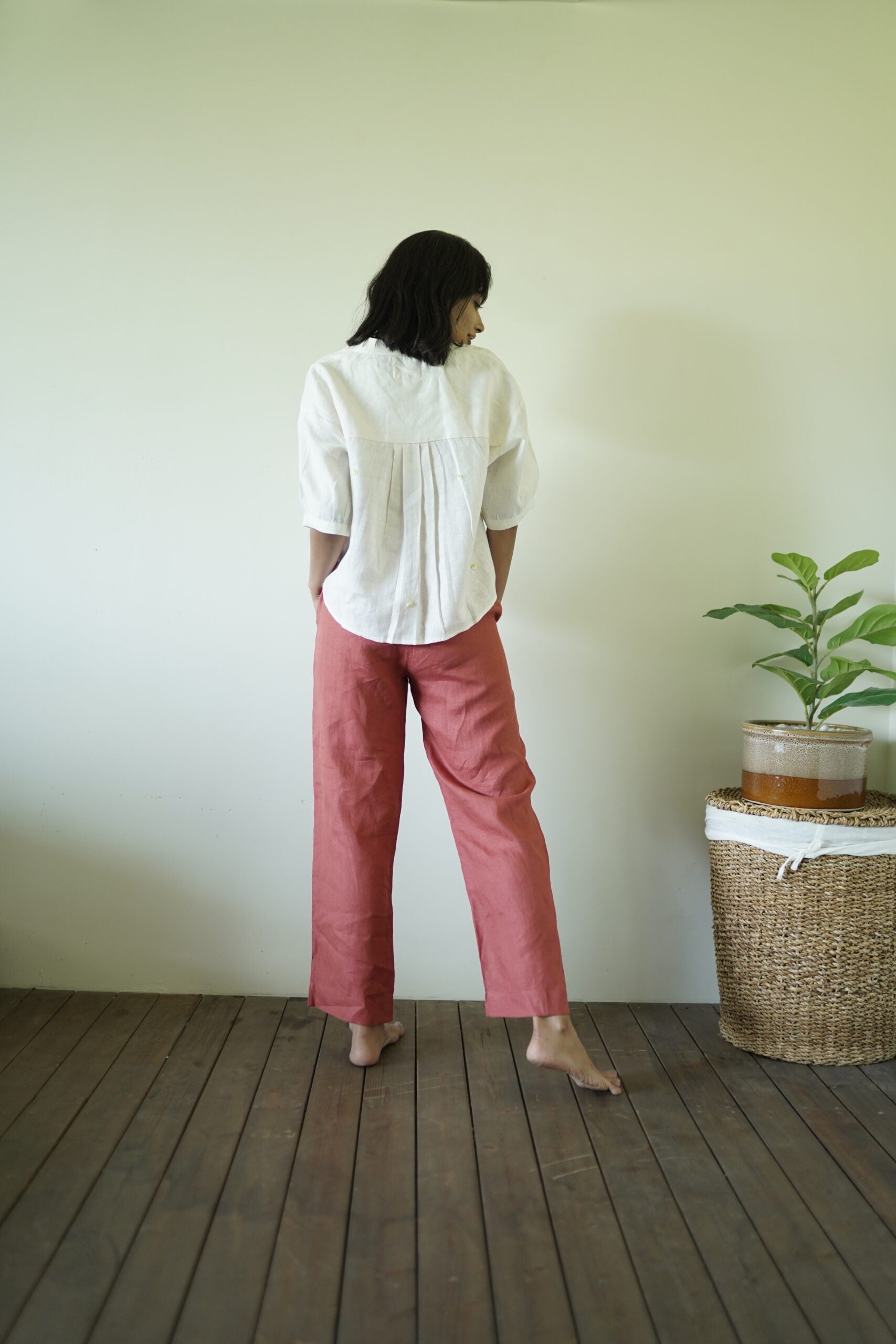 Alan Linen Tucks Pants- Rust
