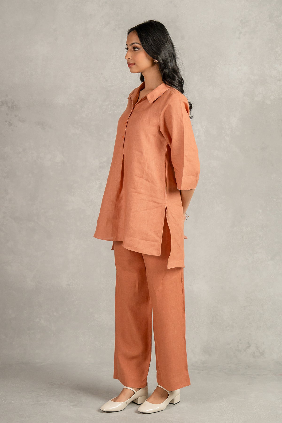 Ramona Linen Top With Pockets – Sand Brown