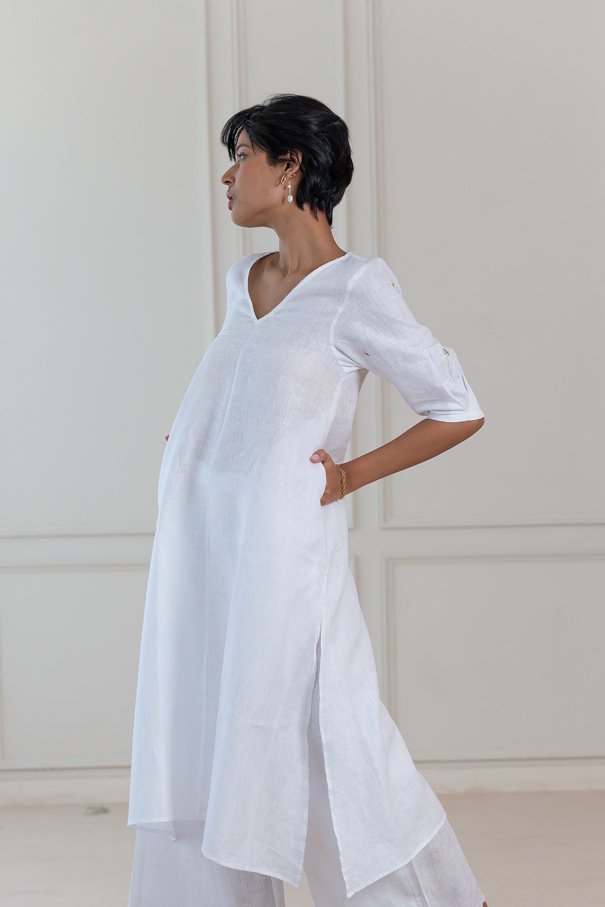 SOFIA LINEN KURTA SET - White