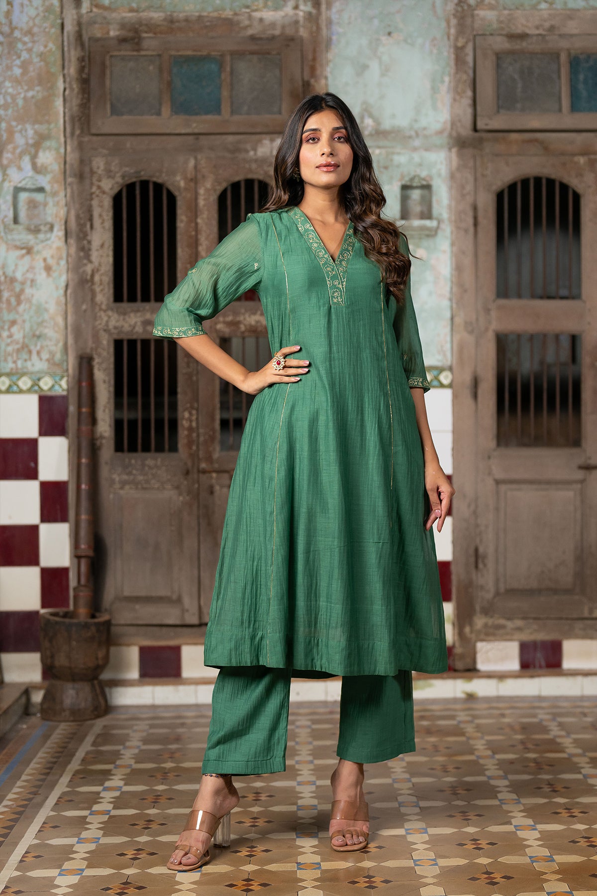 Sadabahar Chanderi silk Kurta and pants - Green