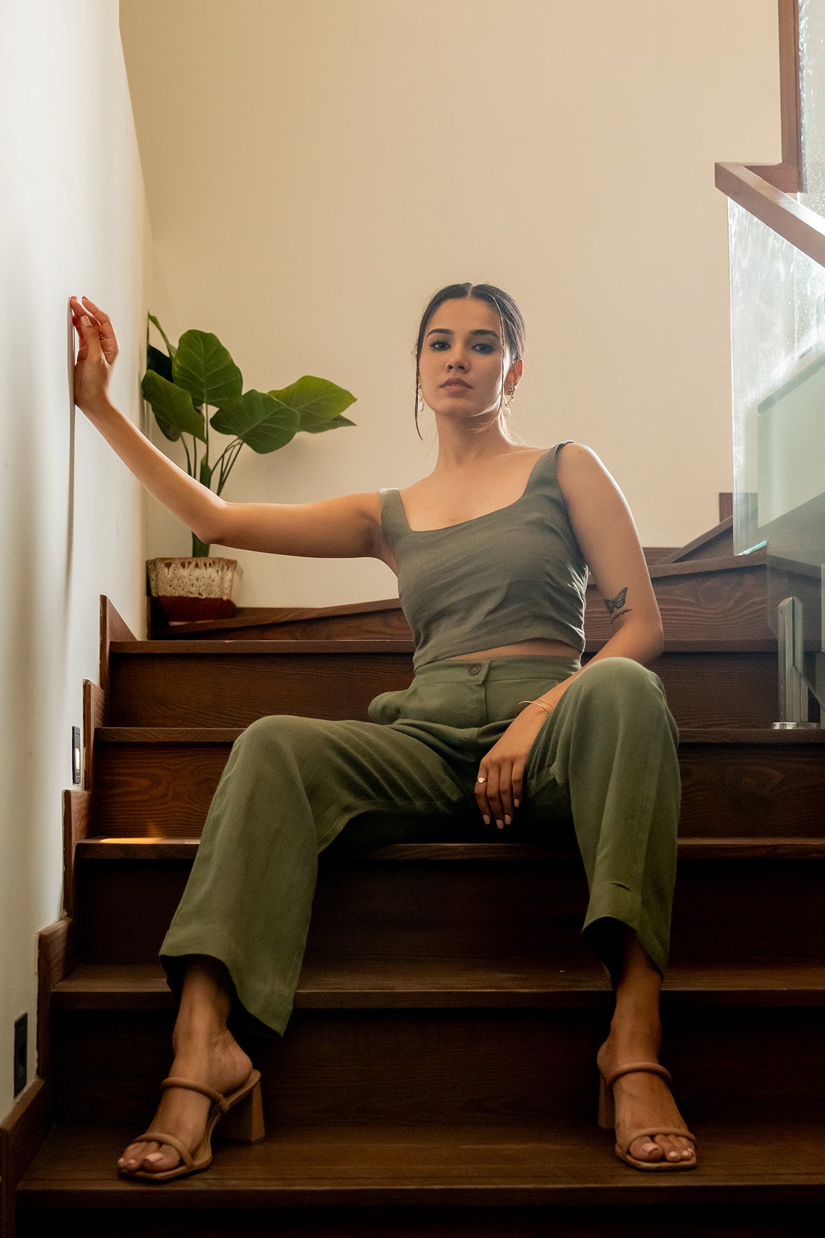 Sal Linen Sleeveless Top – Olive Green