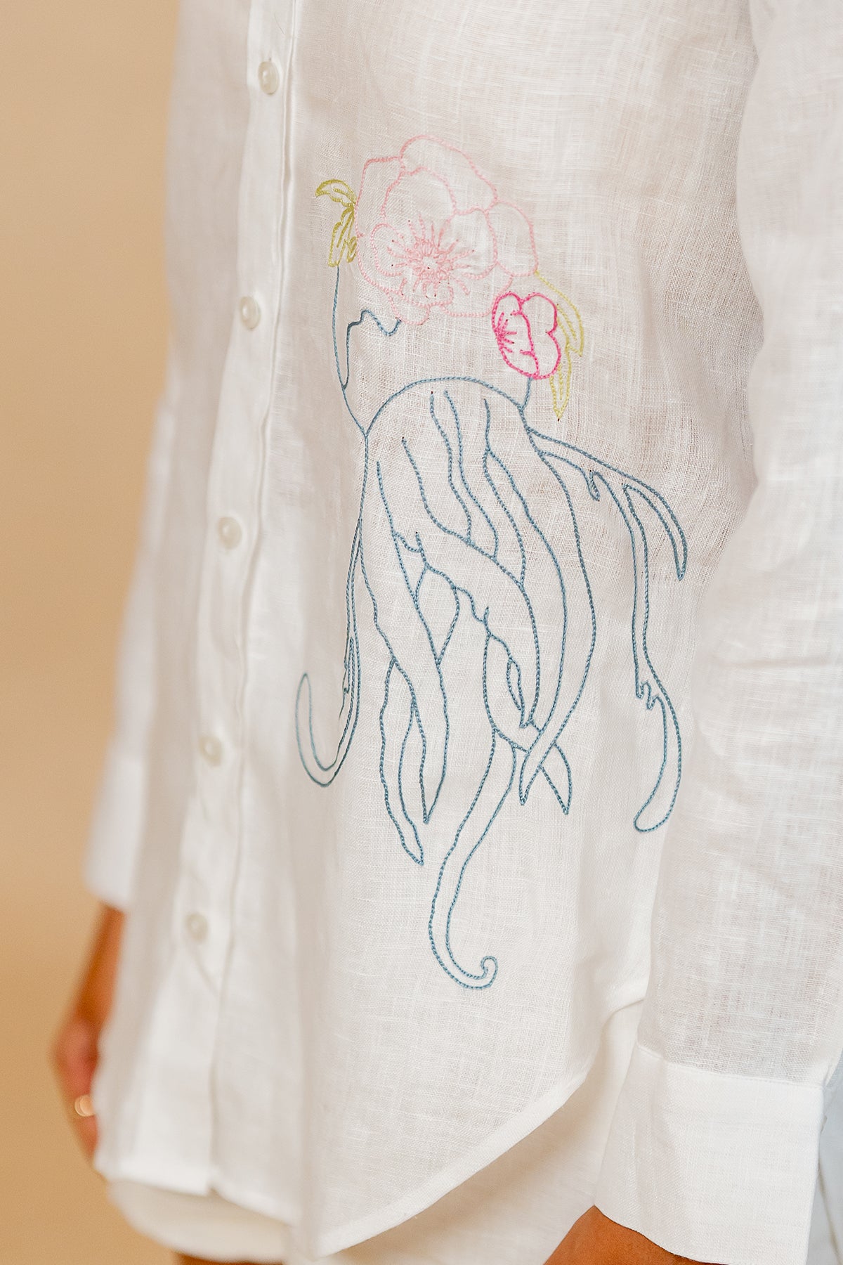 Sandra-Linen-Curved-Hem-Shirt-Marble-White-
