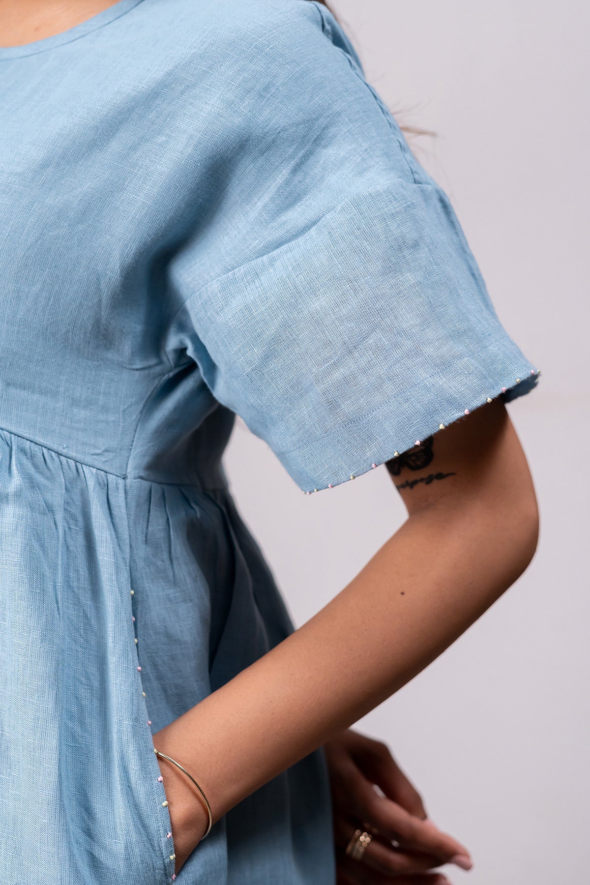 Silvia Linen Boxy Short Dress With Pockets – Icy Blue