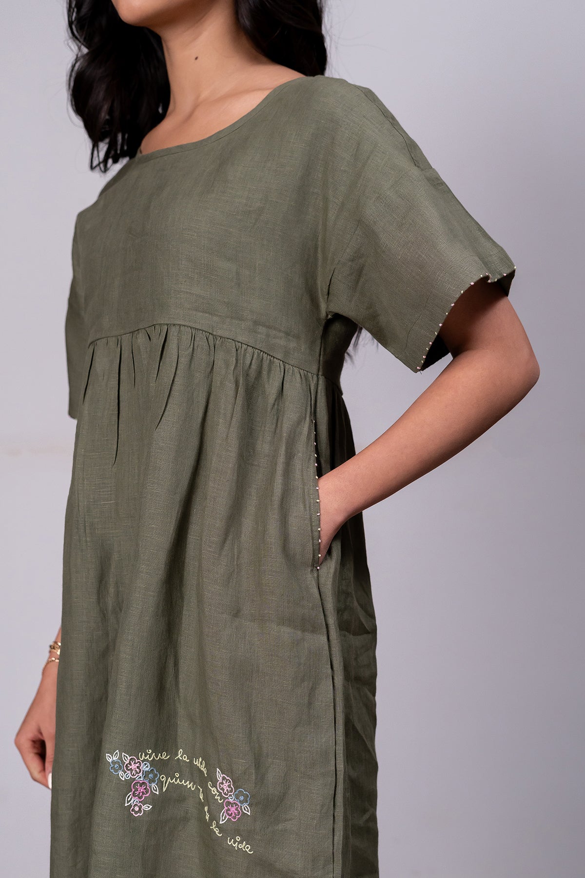 Silvia Linen Boxy Short Dress With Pockets – Olive Green