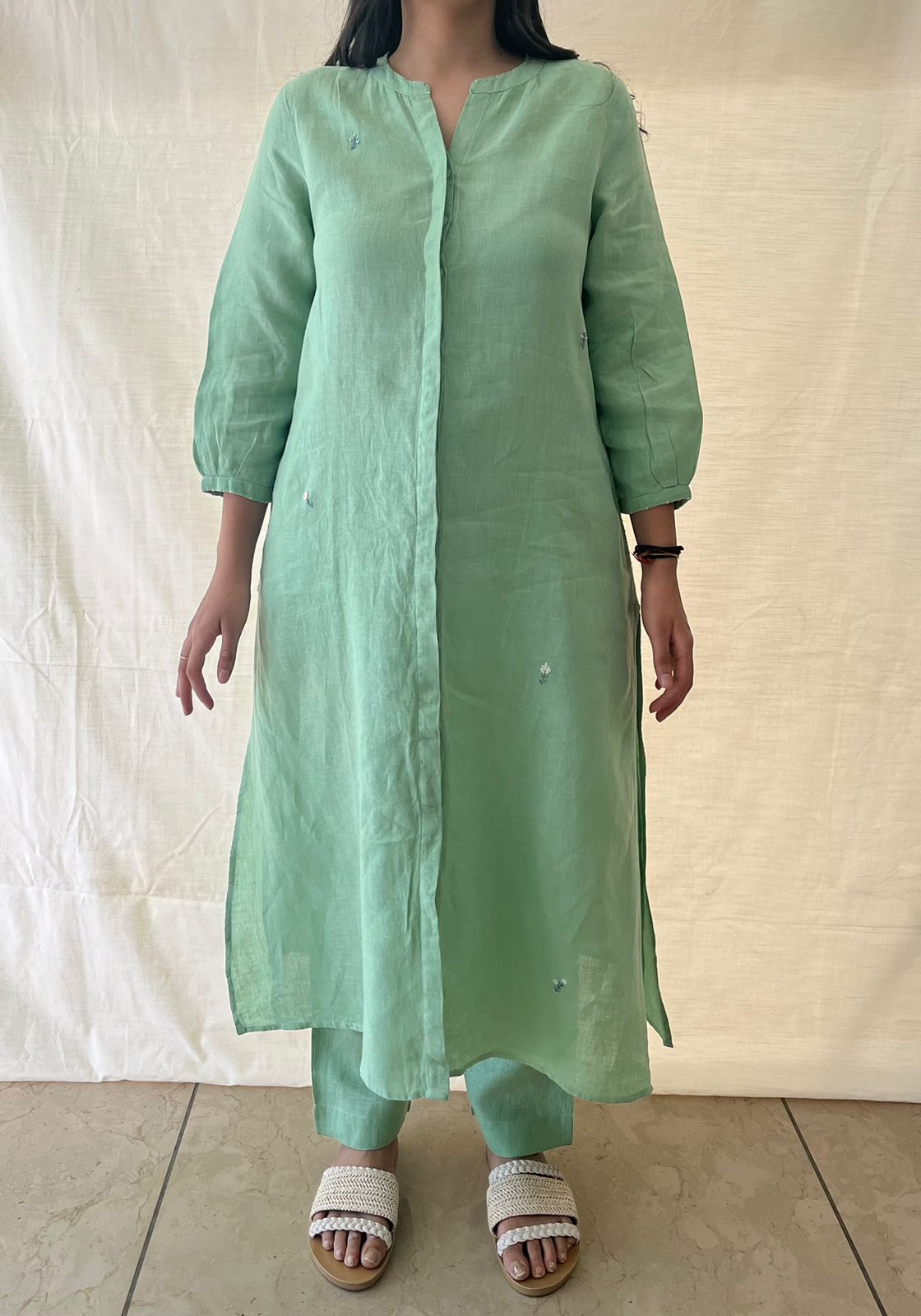 Demi Linen Buttoned Kurta - Pista