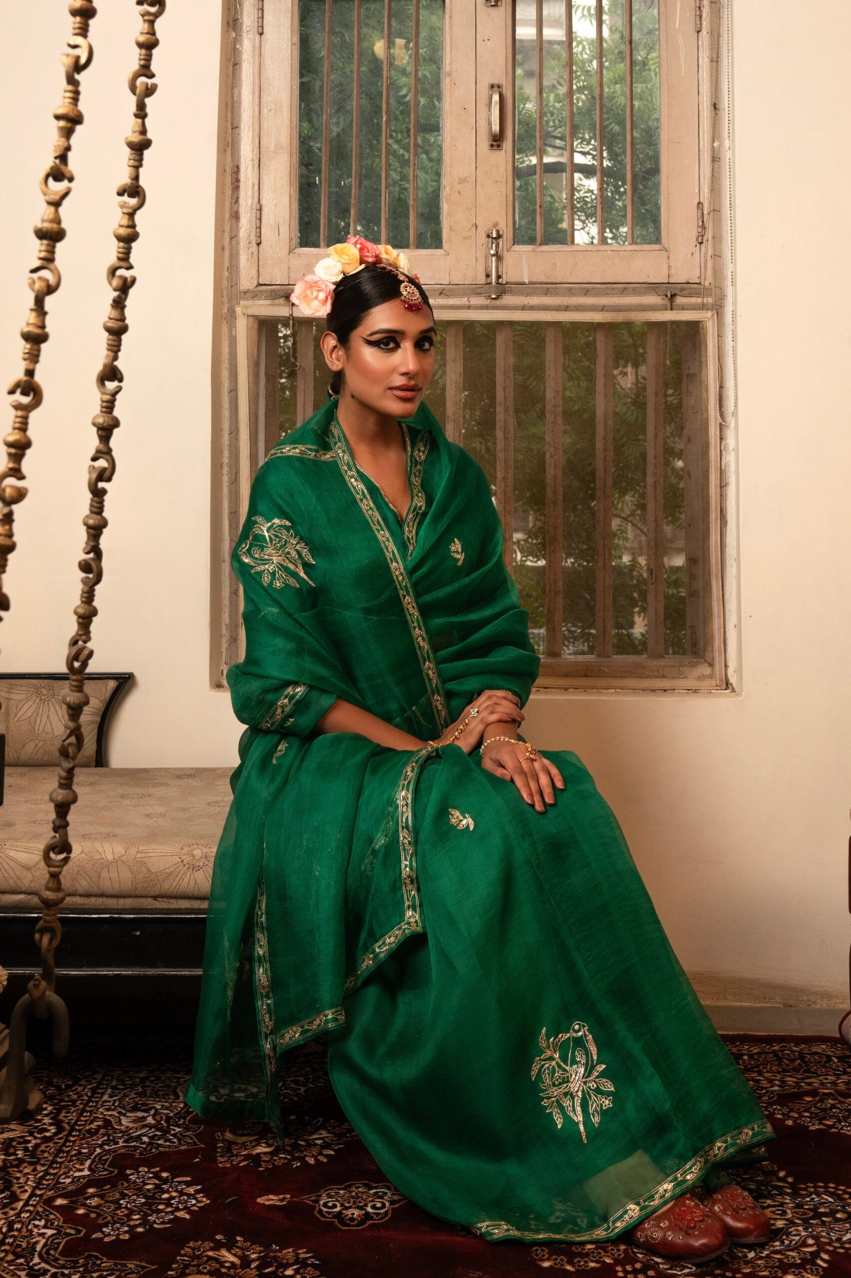 Shop Zebein’s Women’s Organza Silk Hiraman Saree in Chatak Hara, thoughtfully crafted in luxurious organza silk with graceful drape and refined detailing. Designed for festive celebrations, wedding occasions, and elevated ethnic styling, this timeless saree blends lightweight elegance, sophisticated craftsmanship, and contemporary tradition for effortless statement dressing.