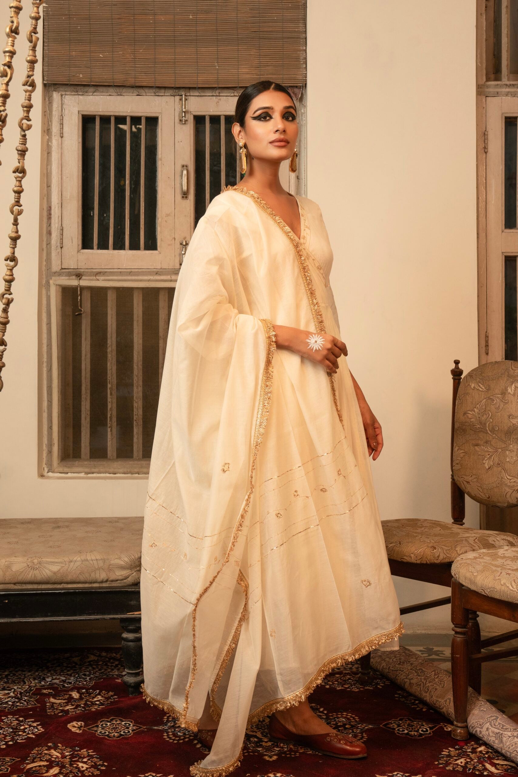 Lehariya Angarkha set - Ivory White