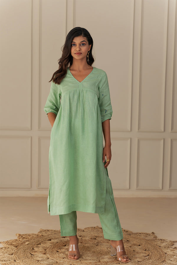CLOVE -V NECK LINEN KURTA - Pista
