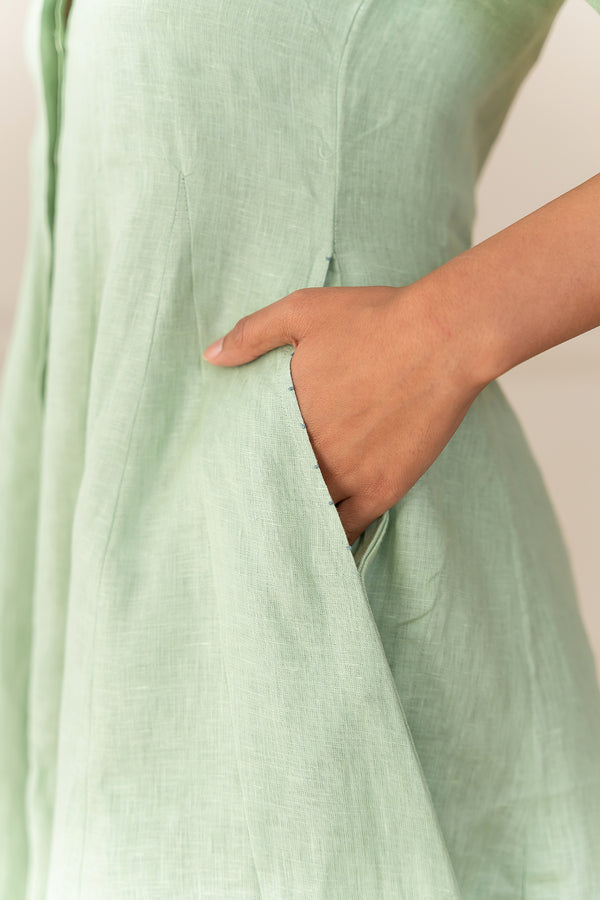 MAPLE LINEN SHORT DRESS - Pista Green