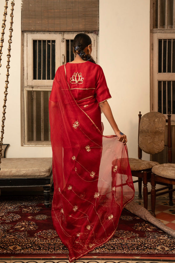 Swarn Kamal Saree - sindhoori laal