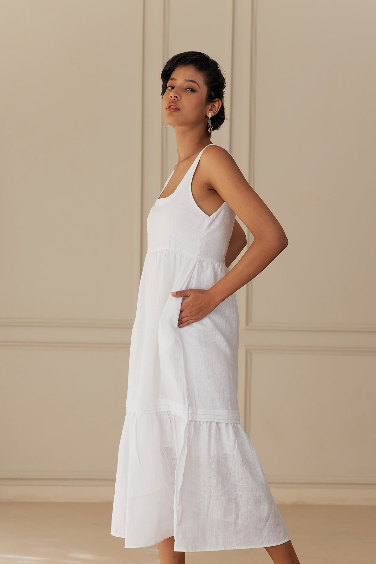 JASELINA LINEN DRESS - White