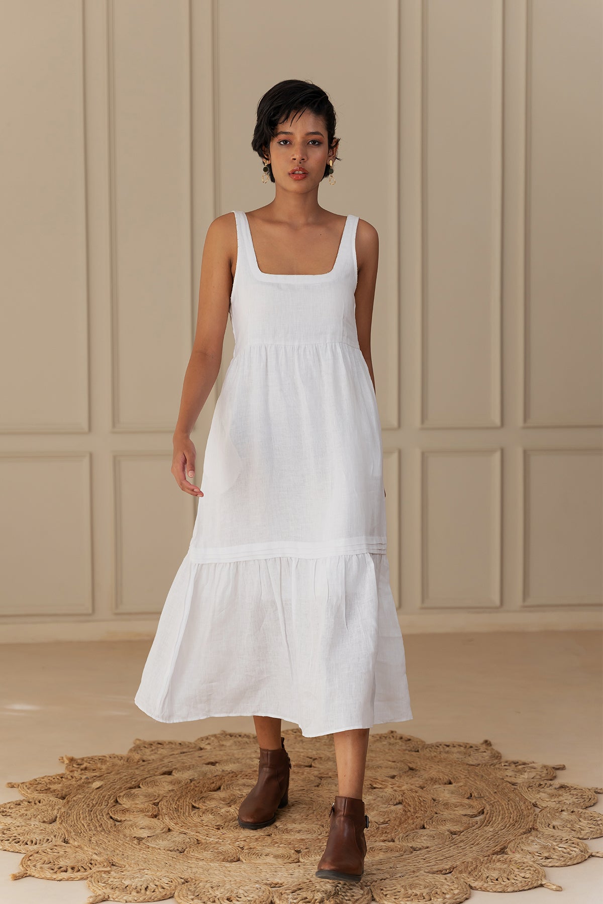JASELINA LINEN DRESS - White