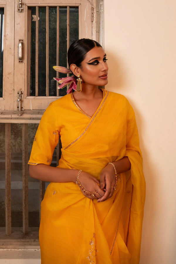 "Gajra" saree - kesariya peela