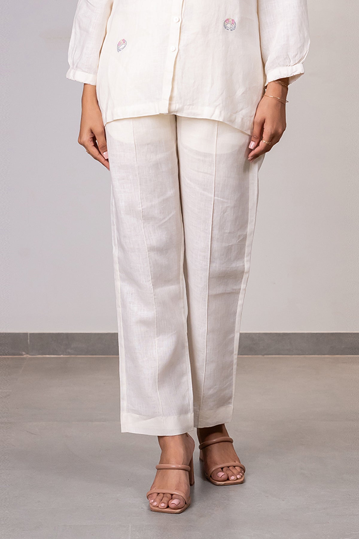 Alan Linen Tucks Pants - Off white