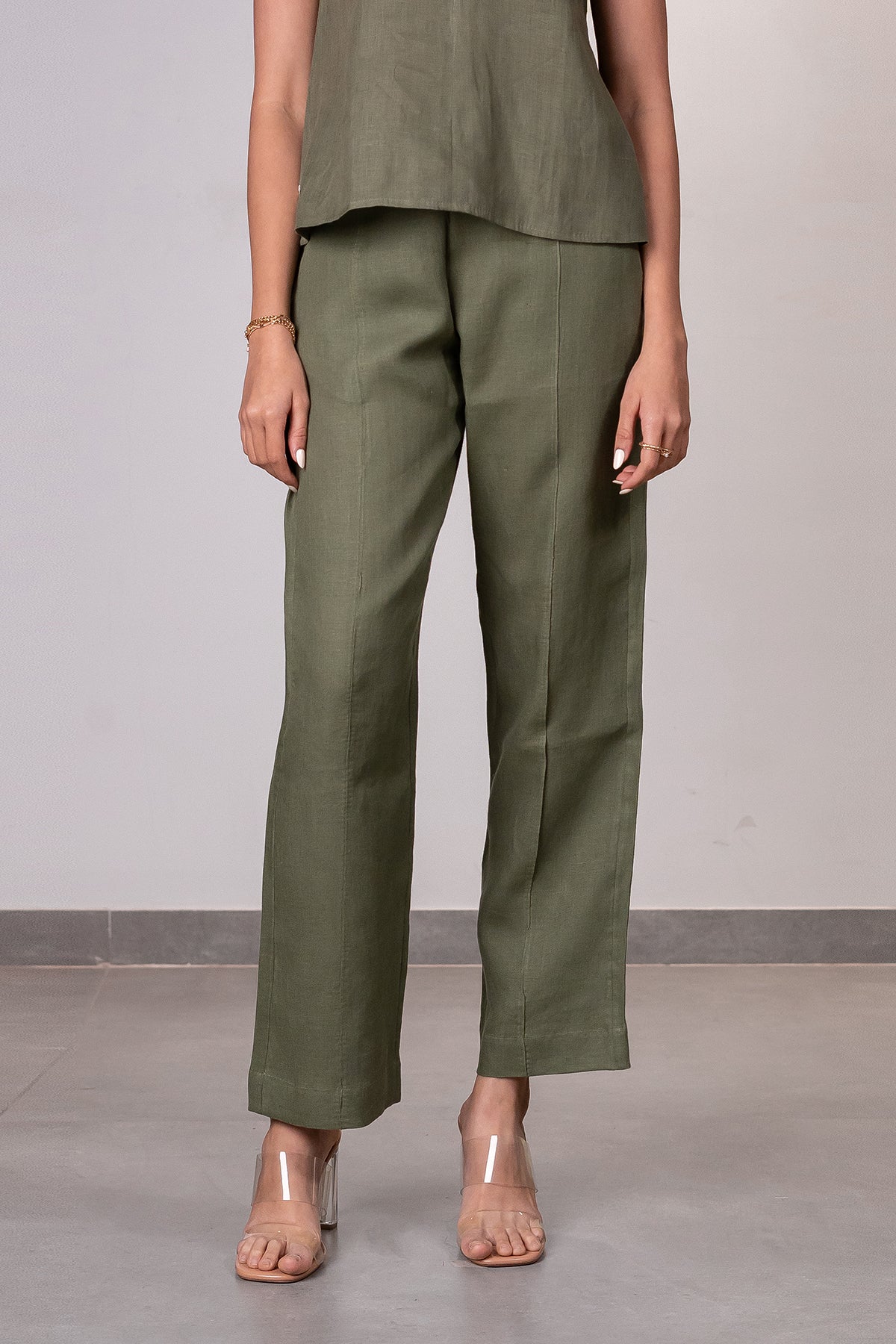 Alan Linen Tucks Pants – Olive Green