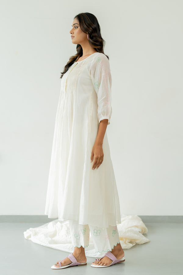 Chanderi-Pintuck-Kurta-and-Pant-Set-Ivory-White-