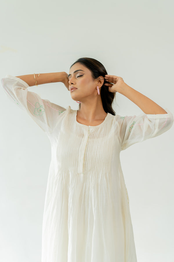 Chanderi-Pintuck-Kurta-and-Pant-Set-Ivory-White-