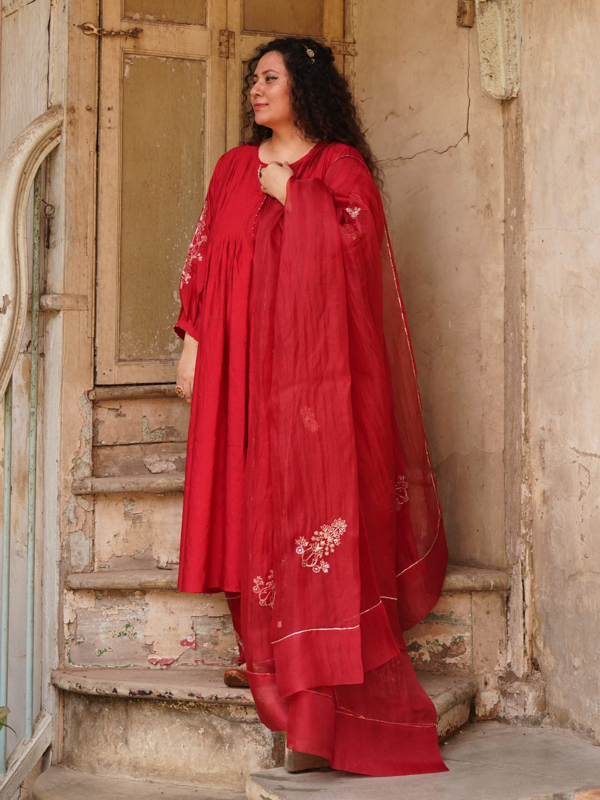 Morpankh organza Dupatta - sindhoori Laal