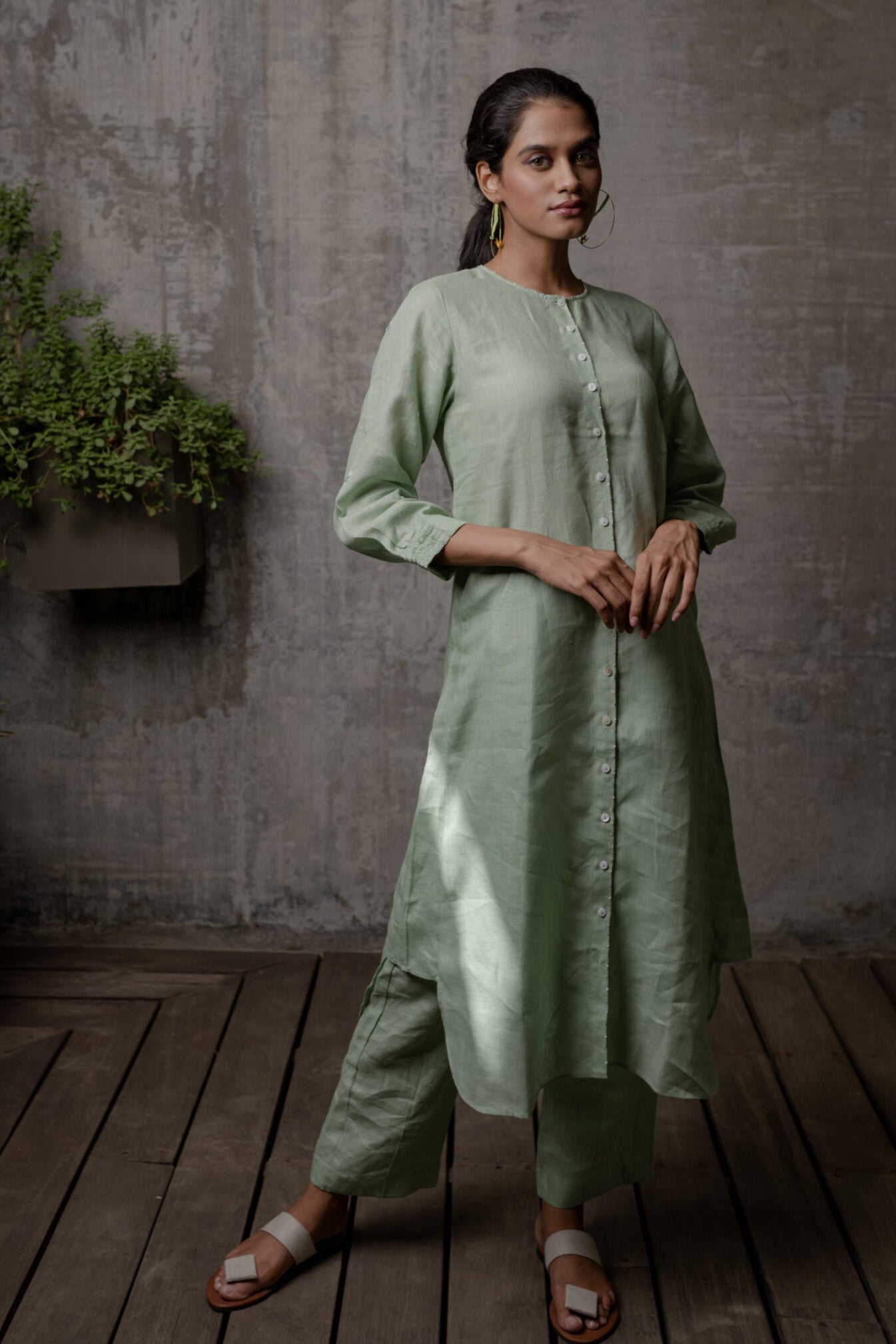 OLIVIA LINEN KURTA - Pista