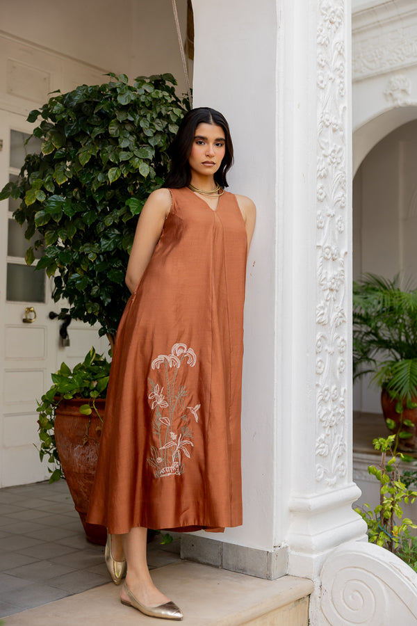V-neck panel  dress