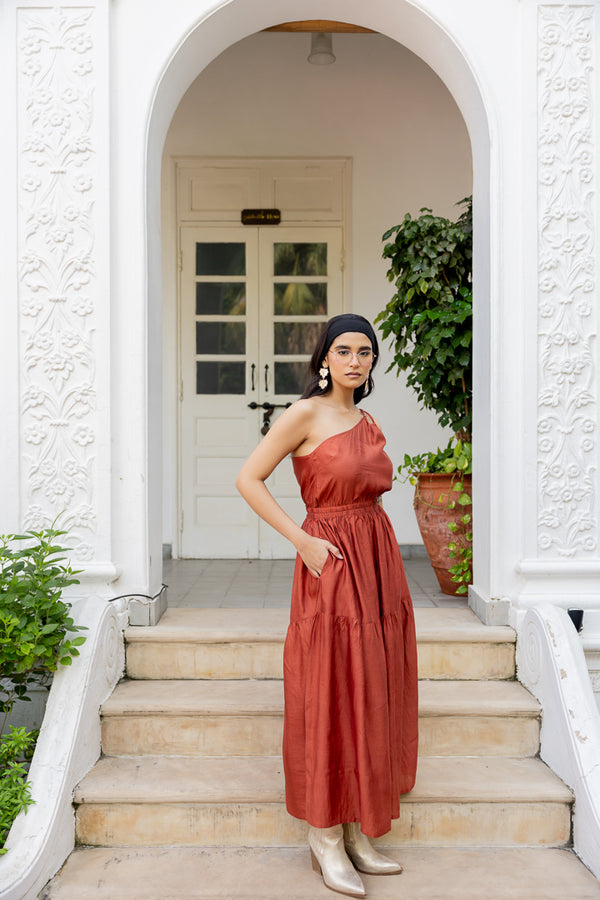 One shoulder dress