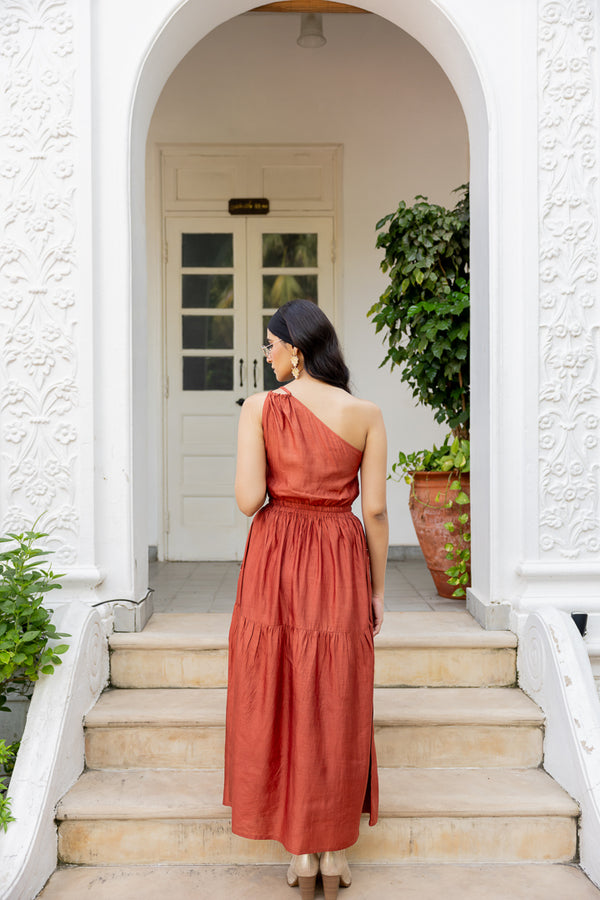 One shoulder dress