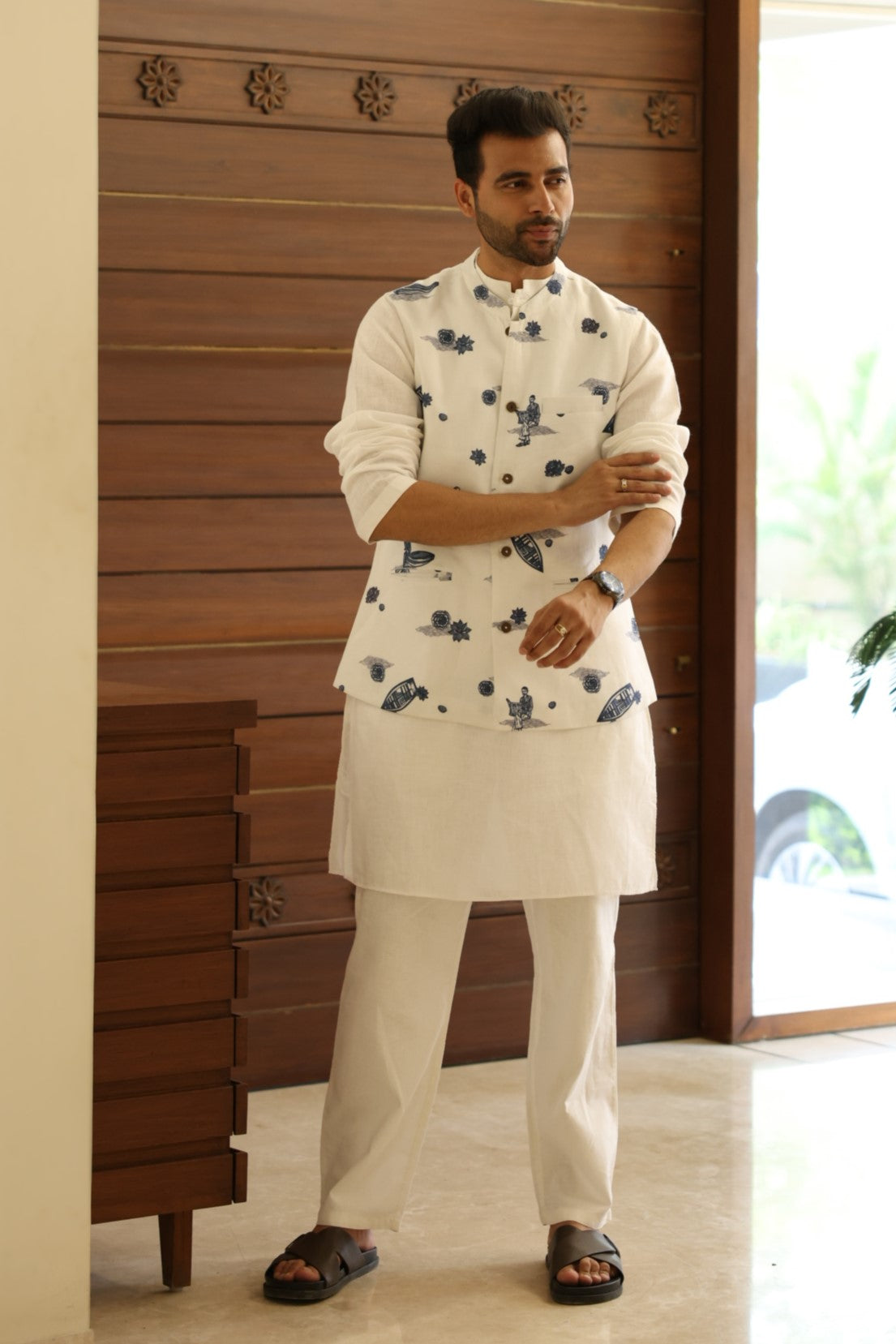 Linen Men Nehru Jacket- White Badal Naav
