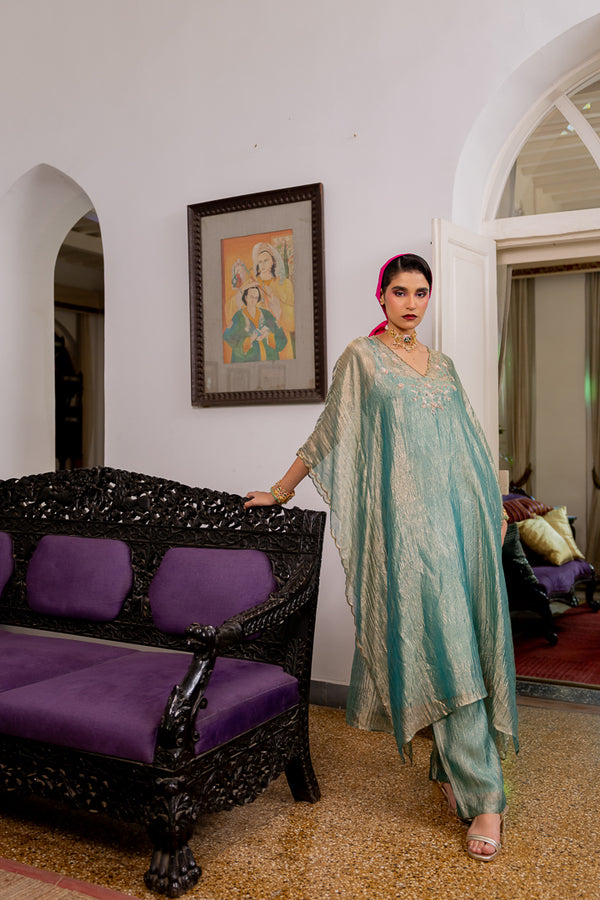 Vasundhara Kaftaan Set
