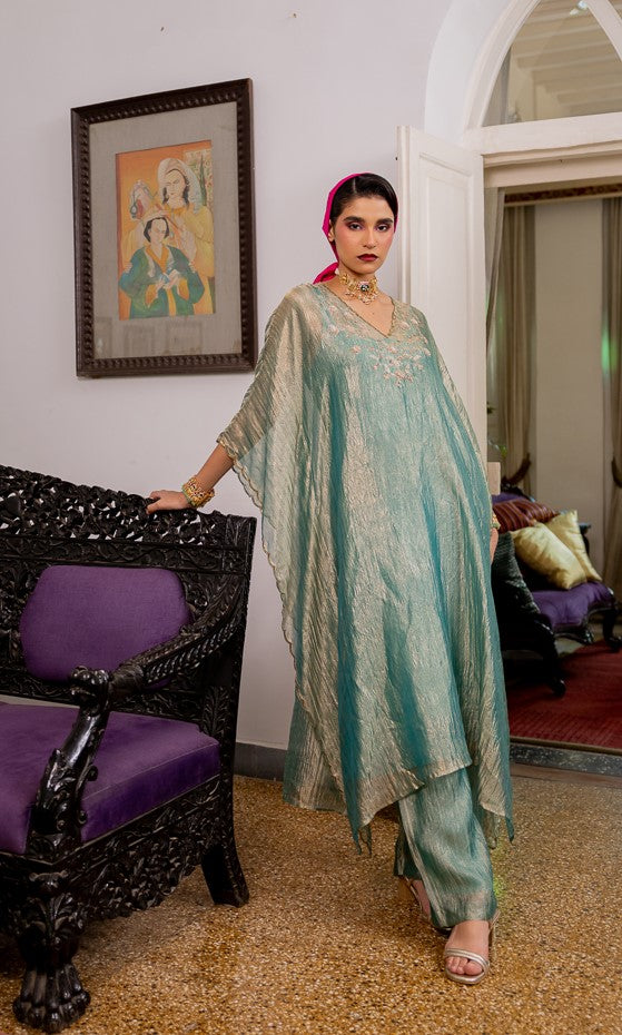 Vasundhara Freestyle Kaftaan Set