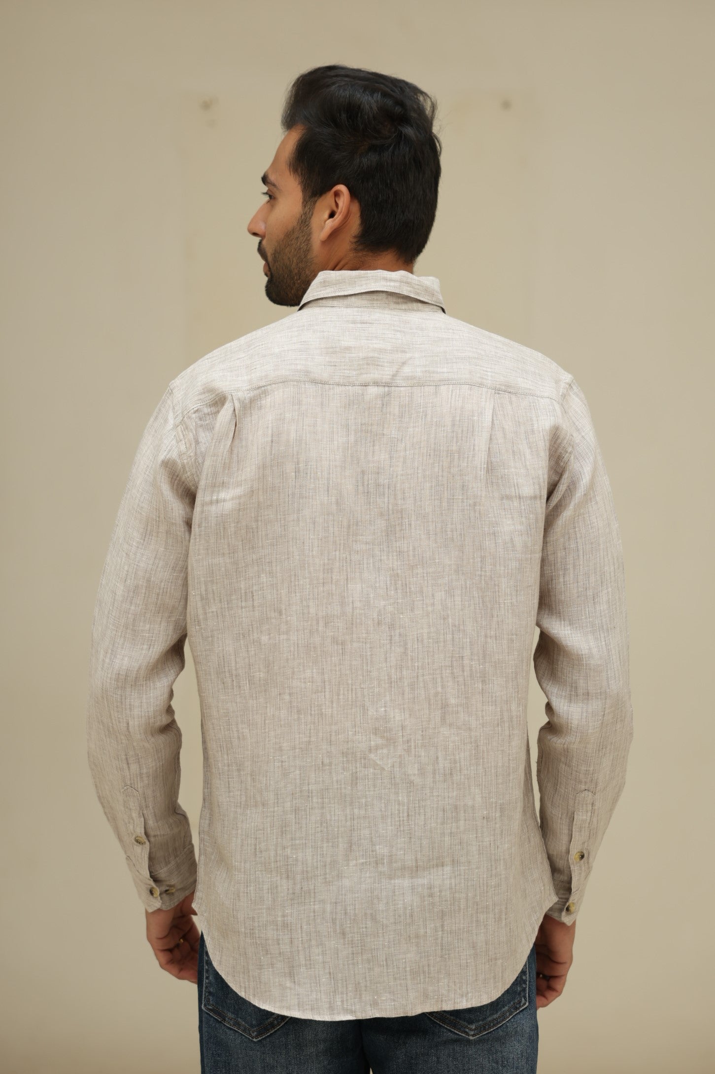 Linen Men Classic Collar Shirt - Chambray