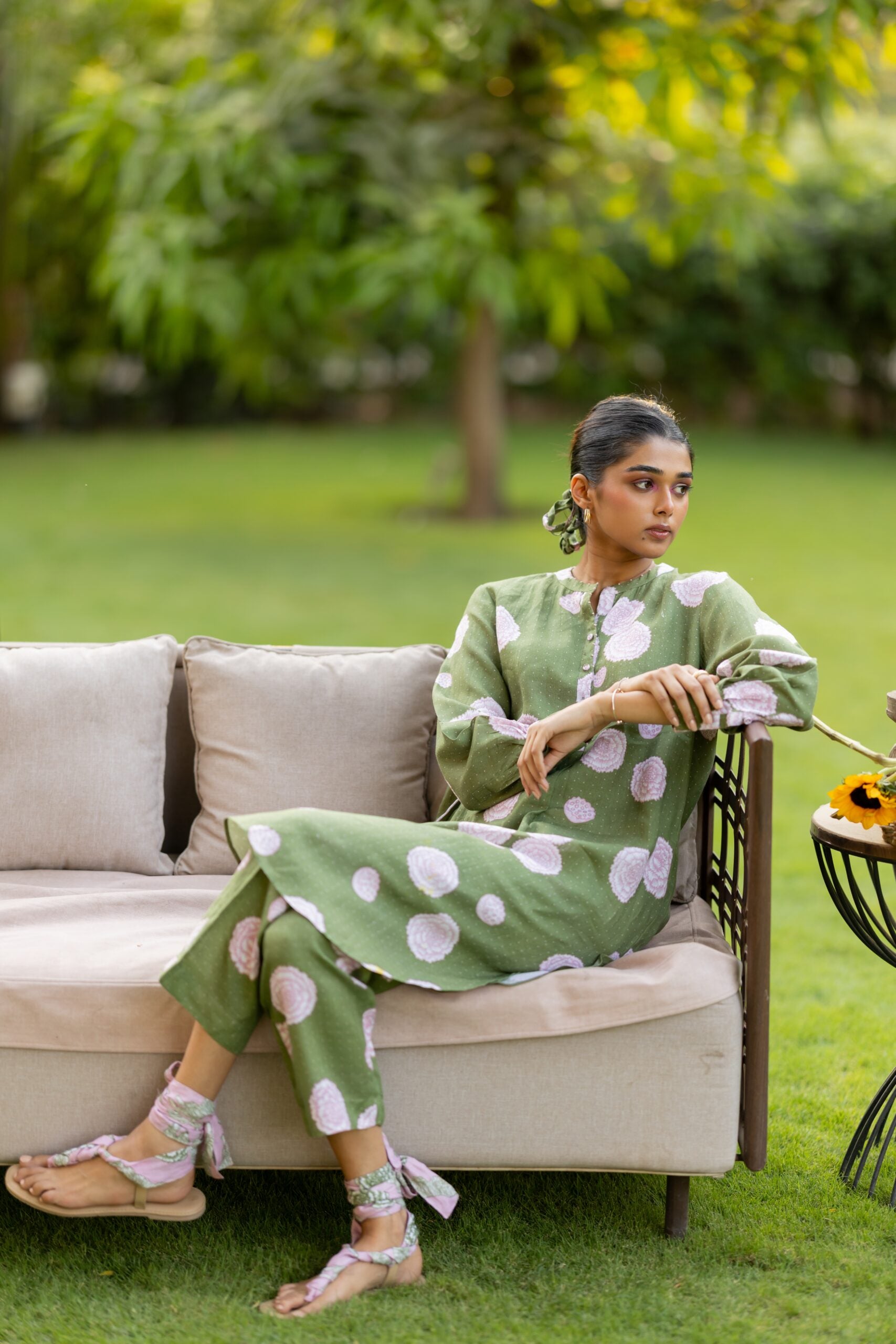 Linen Over sized Lace Kurta - Green Floral