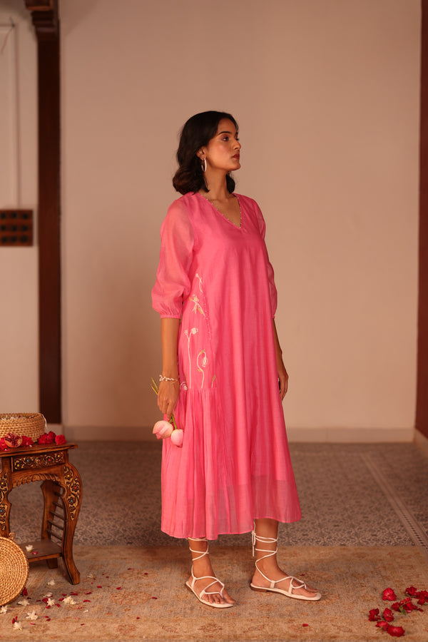 V-neck side frill dress