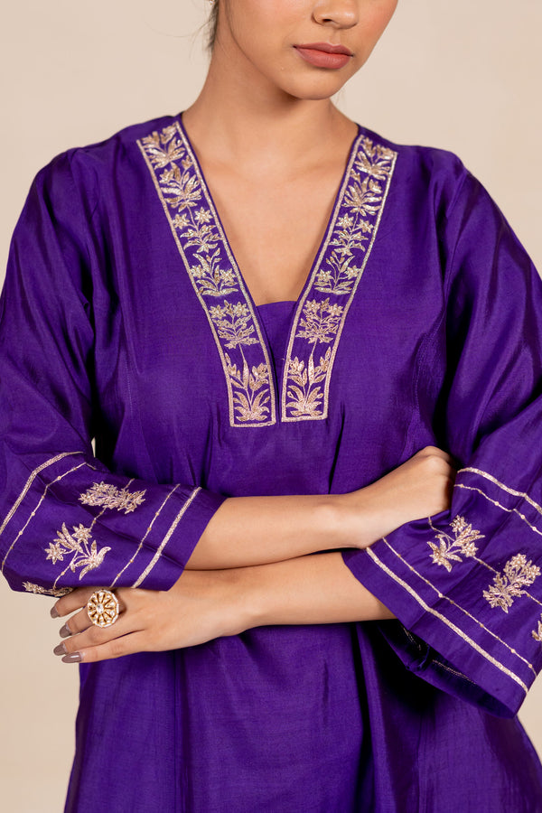 Devyani Embroidered Silk Kurta Set - Purple