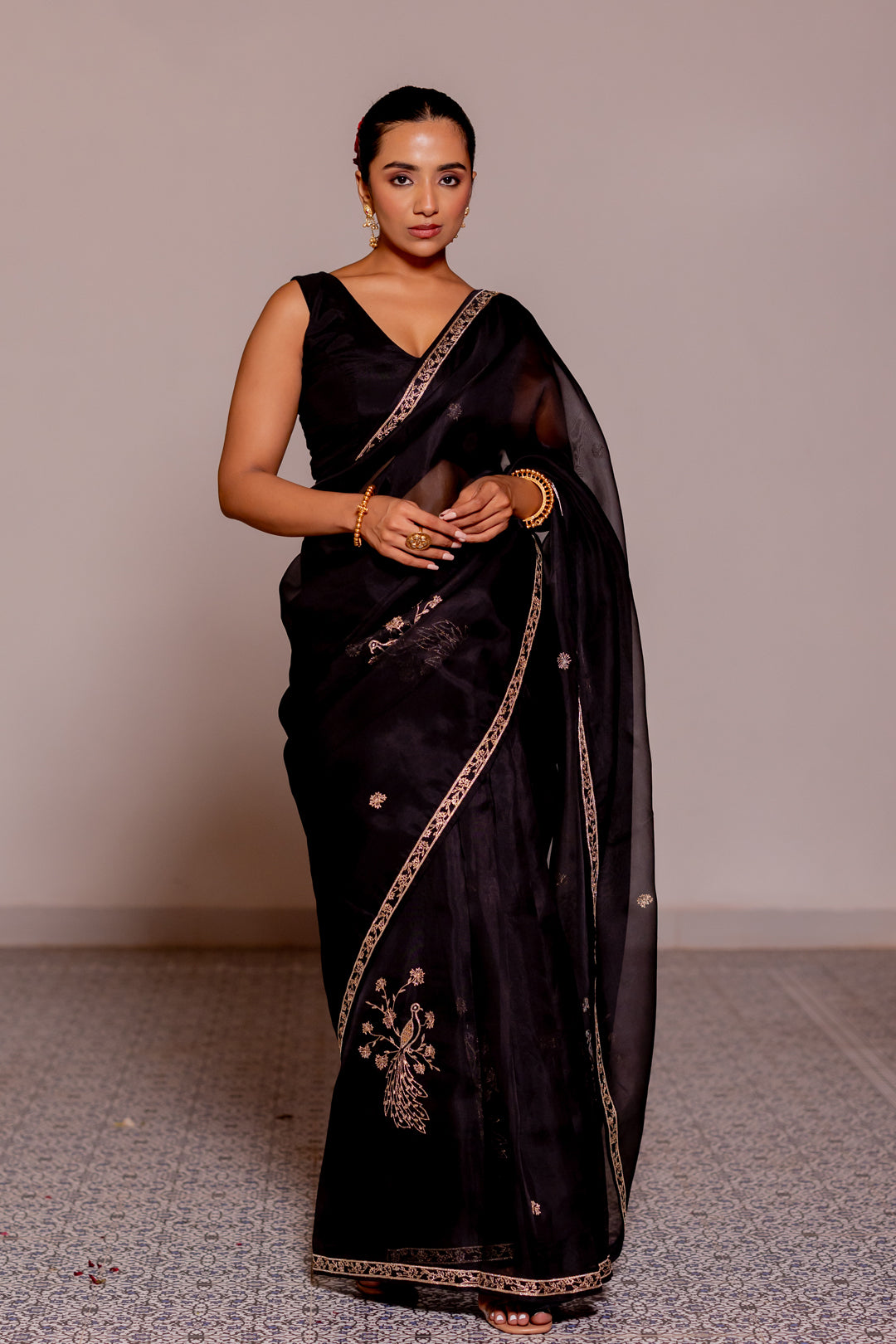 Pushp bel saree without blouse