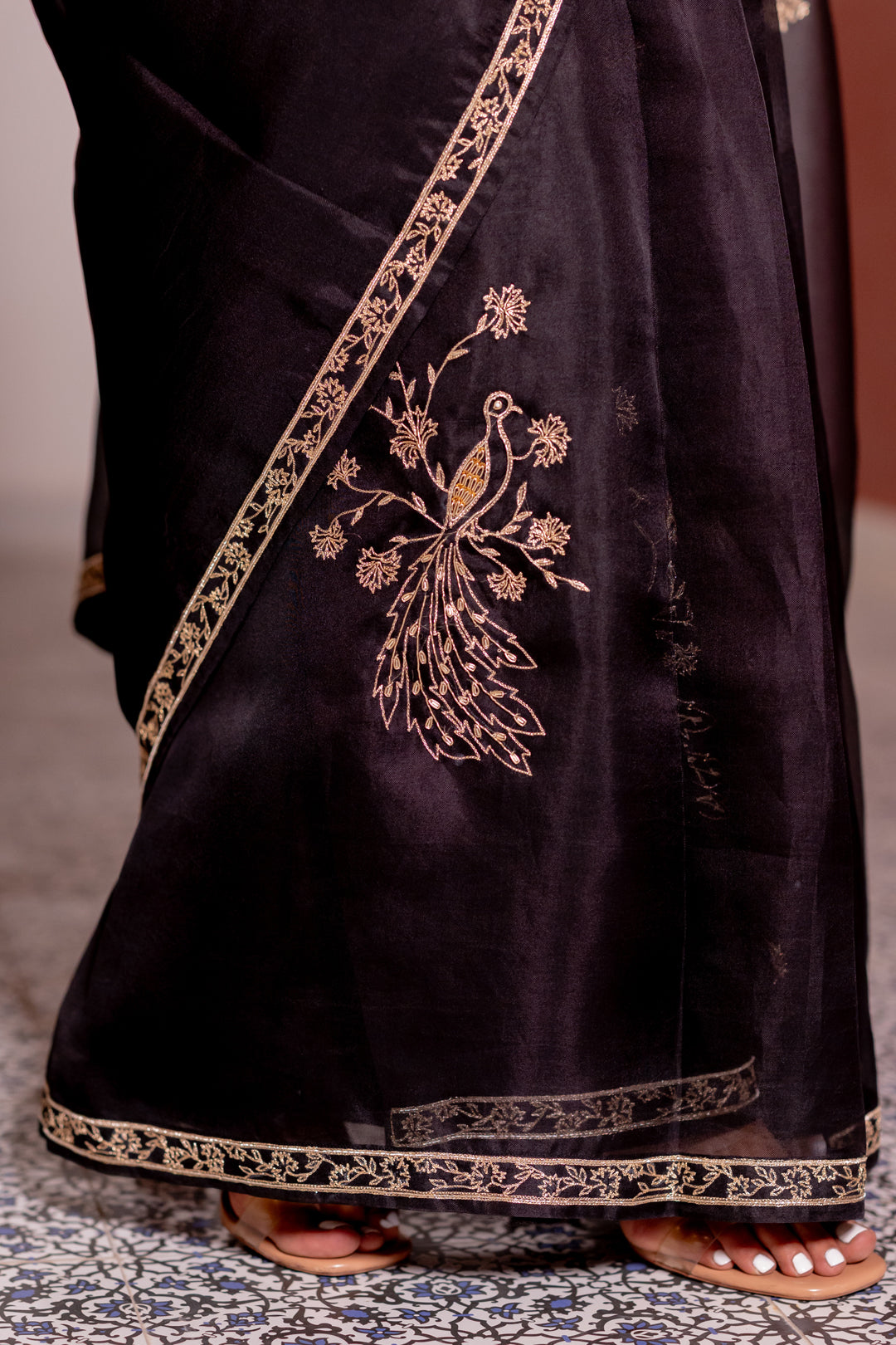 Pushp bel saree without blouse