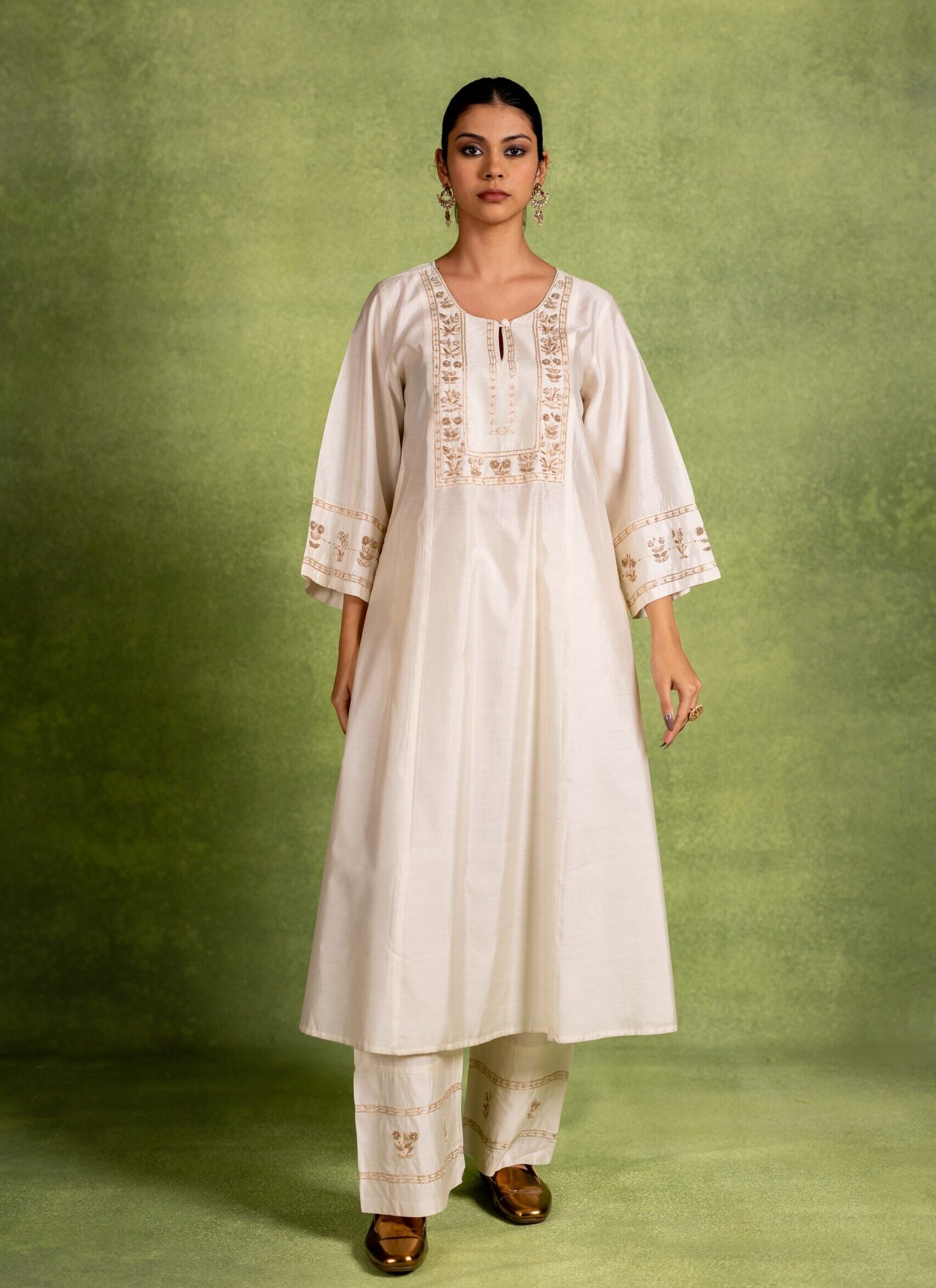 Rukmani Embroidered Silk Kurta Set- Off White