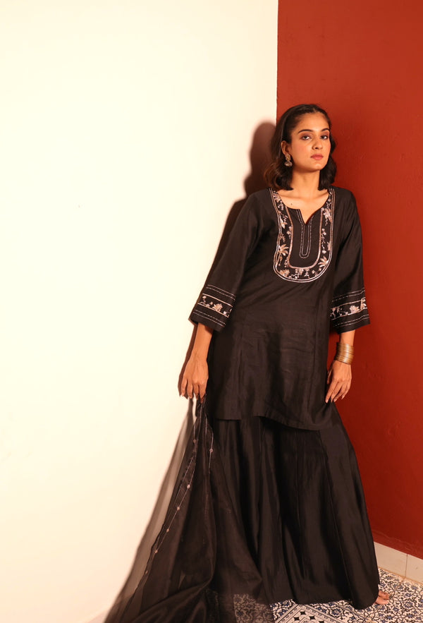 Manjari sharara kurta set